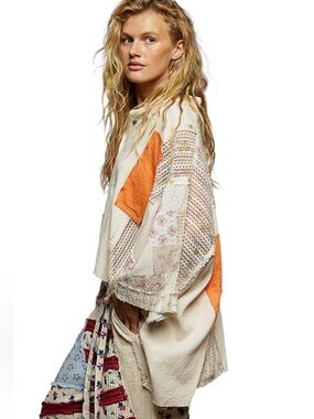 POL Natural and Orange Crochet 3/4 Sleeve Shirt Top